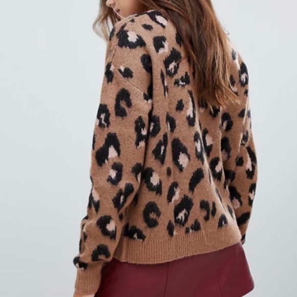 Bershka brushed leopard print sweater size small - Picture 2 of 11
